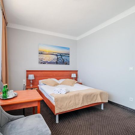 Hotel Wodnik Twoj Hotel Z Widokiem Na Morze 우스트 노리 모르스키 외부 사진