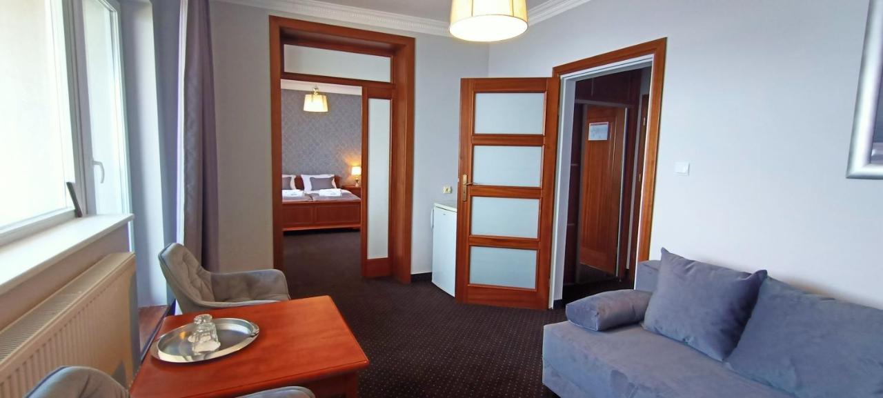 Hotel Wodnik Twoj Hotel Z Widokiem Na Morze 우스트 노리 모르스키 외부 사진